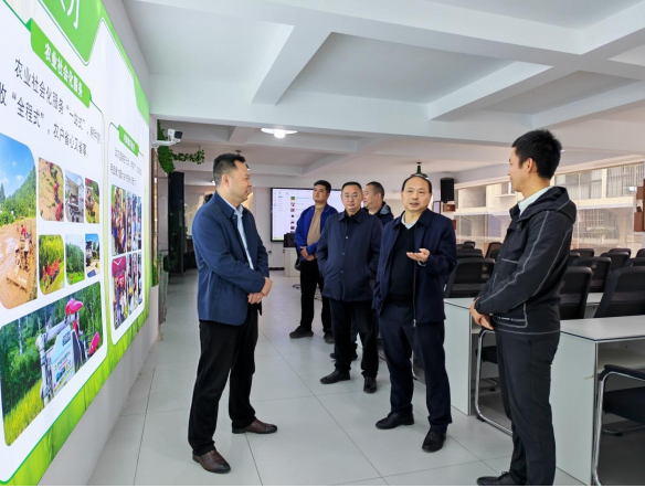 市供銷社理事會主任廖爵祿調(diào)研巴州區(qū)供銷綜合改革工作